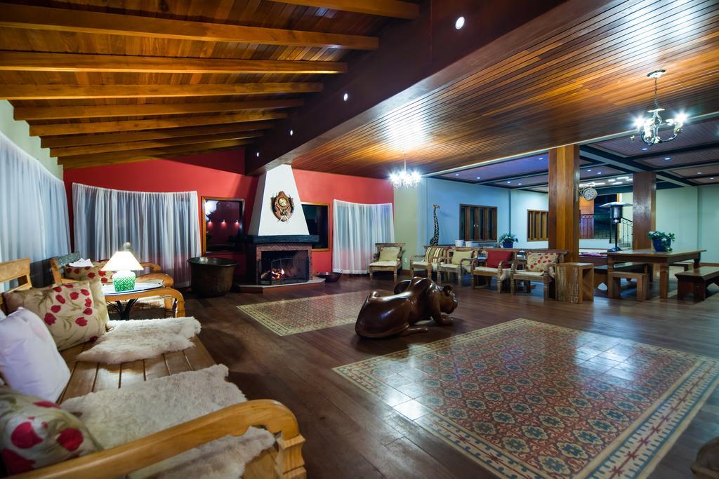 Pousada Dos Pinhos Hotel Pedra Azul  Eksteriør billede