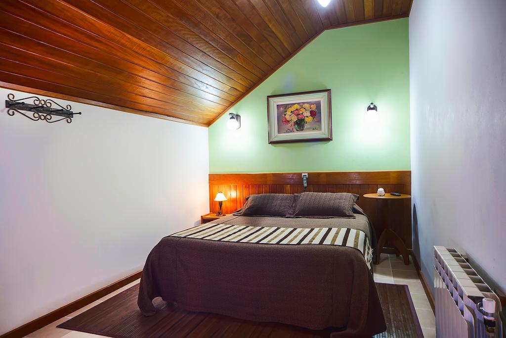 Pousada Dos Pinhos Hotel Pedra Azul  Eksteriør billede